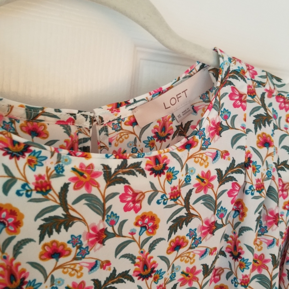 Loft Blouse Long Sleeve Floral Paisley XS